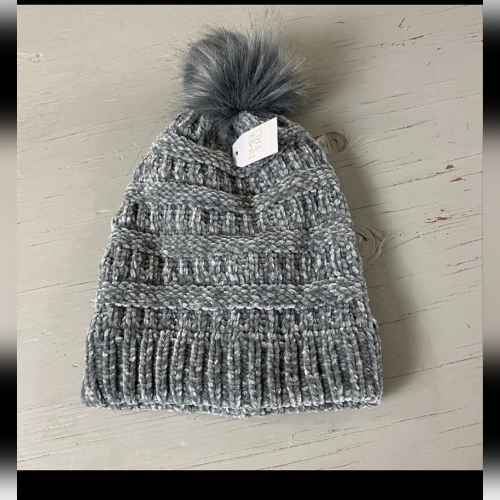 NWT Grey Pom Pom Beanie